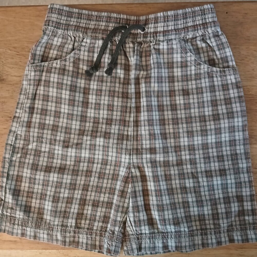 MARKS & SPNCER plaid short sz 3/4 boys